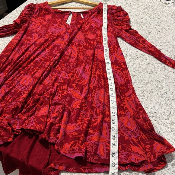 Free People People Scarlet Red Hello Lover Ruched Sleeve Tunic size medium - Picture 8 of 8